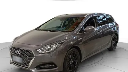 Grigio Usata 2019 Hyundai i40 Station wagon | 12.700 € (Buon prezzo)