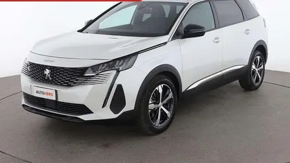 Usata Peugeot 5008 Allure 131 CV (96 kW) 2024 Bianco SUV