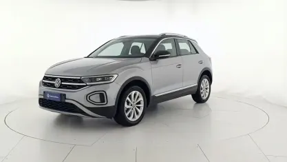 Usata VW T-Roc Style 116 CV (85 kW) 2025 Pyrit silver metallizzato nero SUV