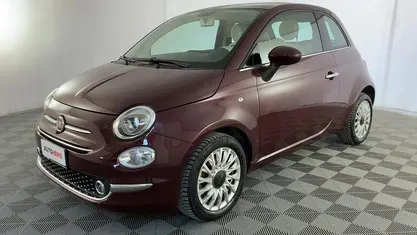 Usado Fiat 500 Lounge 70 CV (51 kW) 2018 Púrpura Utilitario