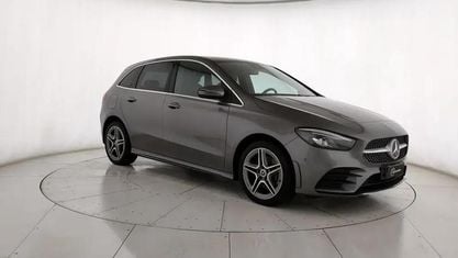 Usata Mercedes B250e Premium 160 CV (117 kW) 2022 Grigio Monovolume