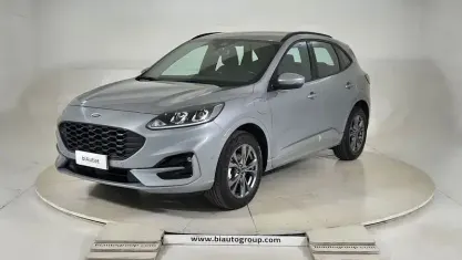 Usata Ford Kuga ST-Line 224 CV (164 kW) 2022 Grigio SUV