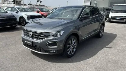 Begagnad VW T-Roc Advance 116 HK (85 kW) 2018 Grå SUV