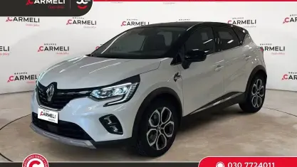 Usata Renault Captur Intens 143 CV (105 kW) 2022 Bianco SUV