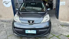 Grigio Usata 2006 Peugeot 107 Due volumi | 3999 € (Buon prezzo)