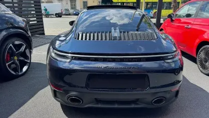 Usata Porsche 911 Carrera GTS 480 CV (353 kW) 2021 Blu metallizzato Coupé