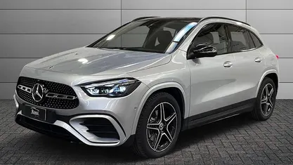 Nuova Mercedes GLA180 116 CV (85 kW) 2025 Bianco SUV