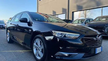Nero Usata 2020 Opel Insignia Business Station wagon | 12.900 € (Buon prezzo)