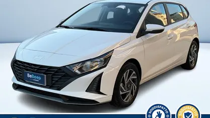 Bianco pastello Nuova 2025 Hyundai i20 Monovolume | 18.900 € (Buon prezzo)