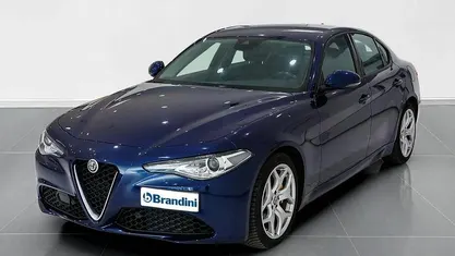 Usata 2020 Alfa Romeo Giulia Executive Tre volumi | 20.934 € (Ottimo prezzo)