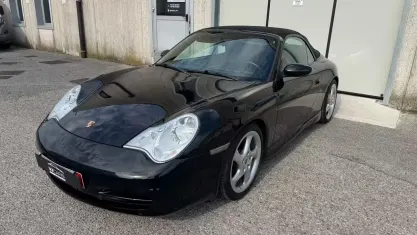 Usata Porsche 911 Carrera Cabriolet 320 CV (235 kW) 2002 Nero Cabrio