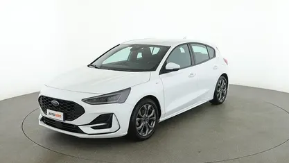 Bianco Usata 2023 Ford Focus ST-Line | 20.099 € (Buon prezzo)