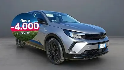 Usata Opel Grandland X S 131 CV (96 kW) 2024 Kontrast grey SUV