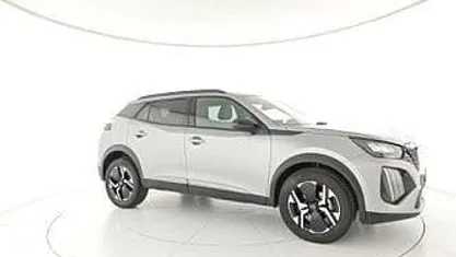 Usata Peugeot 2008 Allure 101 CV (74 kW) 2025 Blu SUV