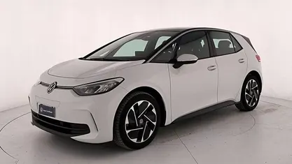 Usata VW ID.3 Pro Performance 150 kW (204 CV) 2024 Glacier white metallizzato nero Utilitaria