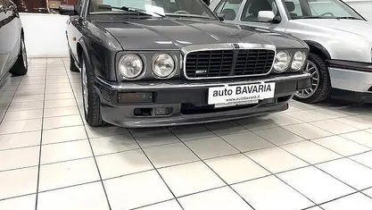Usata Jaguar XJR 247 CV (181 kW) 1991 Gray Berlina