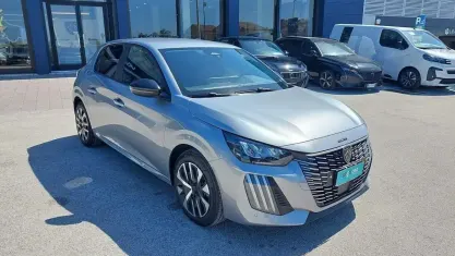 Nuova Peugeot 208 Business-Line 101 CV (74 kW) 2026 Grigio Utilitaria