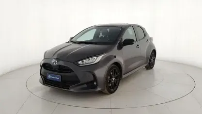 Usata Toyota Yaris Hybrid Lounge 116 CV (85 kW) 2022 Grigio Berlina