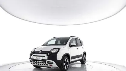 Usata Fiat Panda Cross Cross 70 CV (51 kW) 2024 Bianco Utilitaria