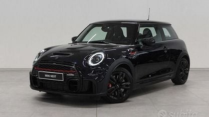 Usado Mini John Cooper Works 231 CV (169 kW) 2023 Negro Utilitario