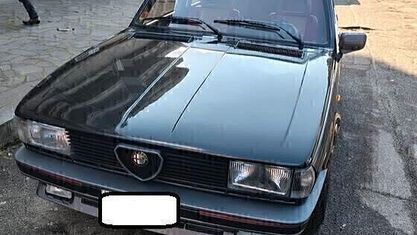 Usata Alfa Romeo Giulietta 170 CV (125 kW) 1987 Grigio Berlina