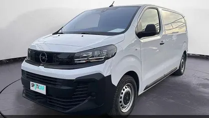 Usata Opel Vivaro 144 CV (105 kW) 2024 Bianco Monovolume