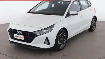 Usata Hyundai i20 101 CV (74 kW) 2021 Bianco Berlina