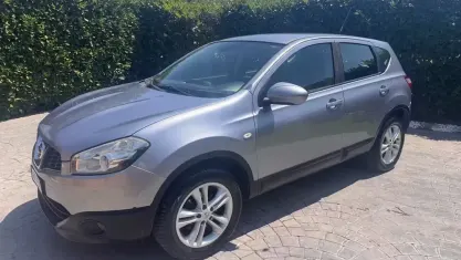 Usata Nissan Qashqai 116 CV (85 kW) 2012 Grigio SUV