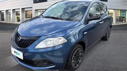 Usata 2023 Lancia Ypsilon Silver Due volumi | 13.900 € (Buon prezzo)