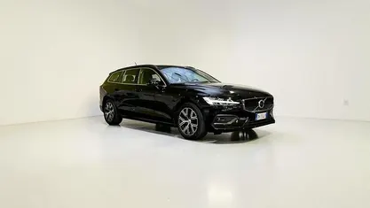 Usata Volvo V60 Core 163 CV (119 kW) 2023 Station wagon