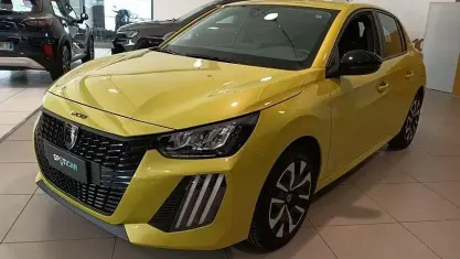 Usata Peugeot 208 Style 102 CV (75 kW) 2025 Giallo Utilitaria