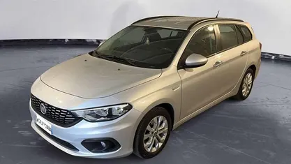 Usata Fiat Tipo Easy 95 CV (69 kW) 2017 Station wagon