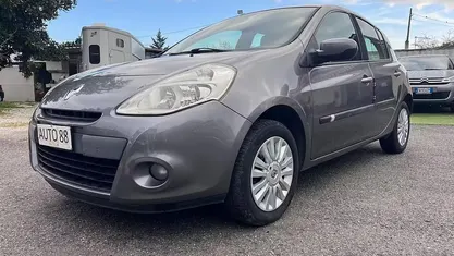 Usata Renault Clio II Luxe 74 CV (54 kW) 2010 Grigio Berlina