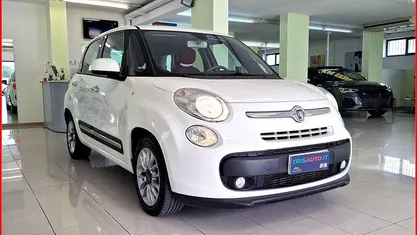 Bianco Usata 2014 Fiat 500 Lounge Monovolume | 8800 € (Buon prezzo)
