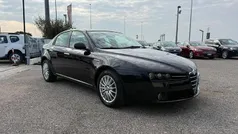 Usata 2007 Alfa Romeo 159 Distinctive Tre volumi | 2900 € (Buon prezzo)