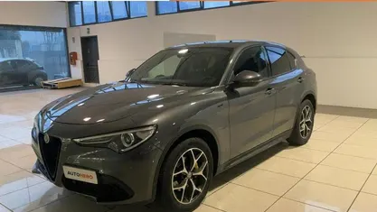 Usata Alfa Romeo Stelvio Sprint 190 CV (139 kW) 2020 SUV
