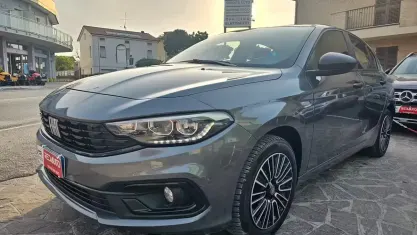 Usata Fiat Tipo City Life 95 CV (69 kW) 2022 Grigio Berlina