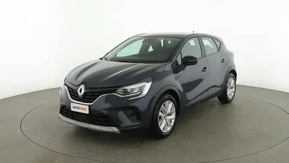 Usata Renault Captur Equilibre 143 CV (105 kW) 2022 Grigio SUV