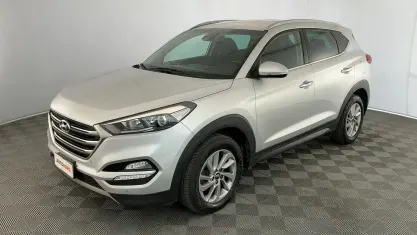 Usata Hyundai Tucson Xpossible 116 CV (85 kW) 2016 Grigio SUV