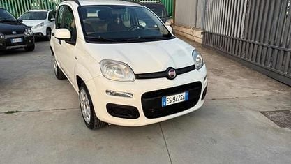 Usata Fiat Panda Lounge 85 CV (62 kW) 2014 Bianco Utilitaria