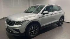 Argento Usata 2021 VW Tiguan Life SUV | 27.900 € (Buon prezzo)
