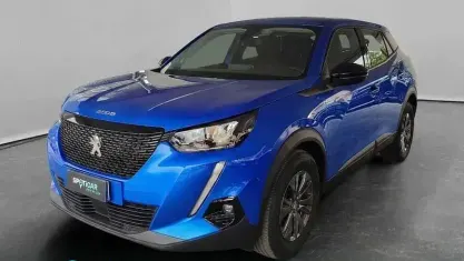Usata Peugeot 2008 Active 110 CV (80 kW) 2022 Blu SUV
