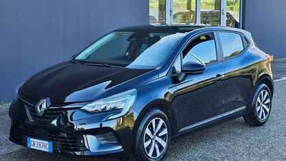 Usata Renault Clio V Equilibre 91 CV (66 kW) 2023 Nero Berlina