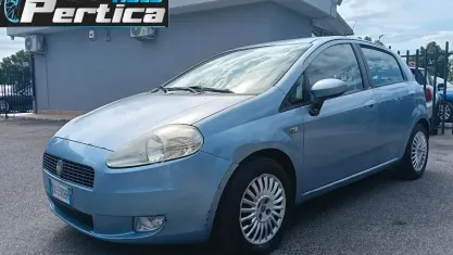 Usata Fiat Grande Punto Active 75 CV (55 kW) 2007 Blu Utilitaria