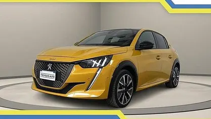 Usata Peugeot e-208 GT 100 kW (136 CV) 2021 Utilitaria