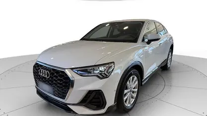 Bianco Usata 2023 Audi Q3 Sportback SUV | 35.900 € (Super prezzo)