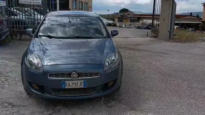 Usata Fiat Bravo Active 120 CV (88 kW) 2012 Blu Utilitaria