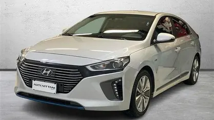 Usata 2017 Hyundai Ioniq Style Due volumi | 11.750 € (Buon prezzo)
