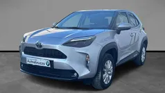 Grigio Usata 2023 Toyota Yaris Cross Active SUV | 22.500 € (Buon prezzo)