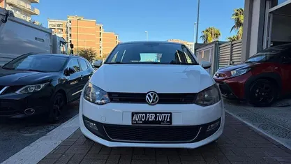Begagnad VW Polo Comfortline 75 HK (55 kW) 2011 Sedan
